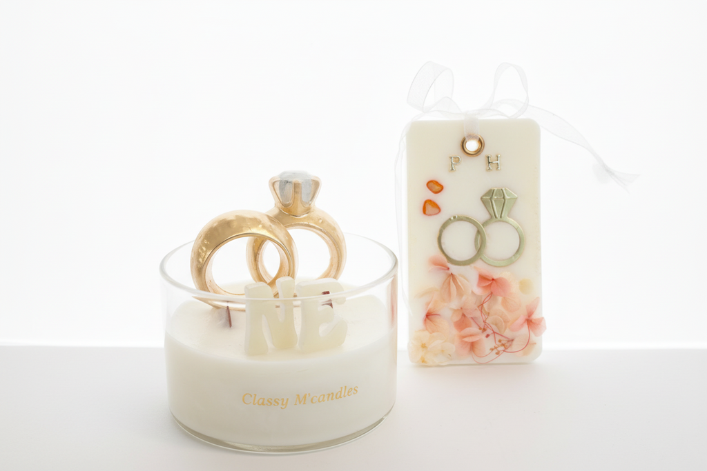 Two Hearts
Gift Box